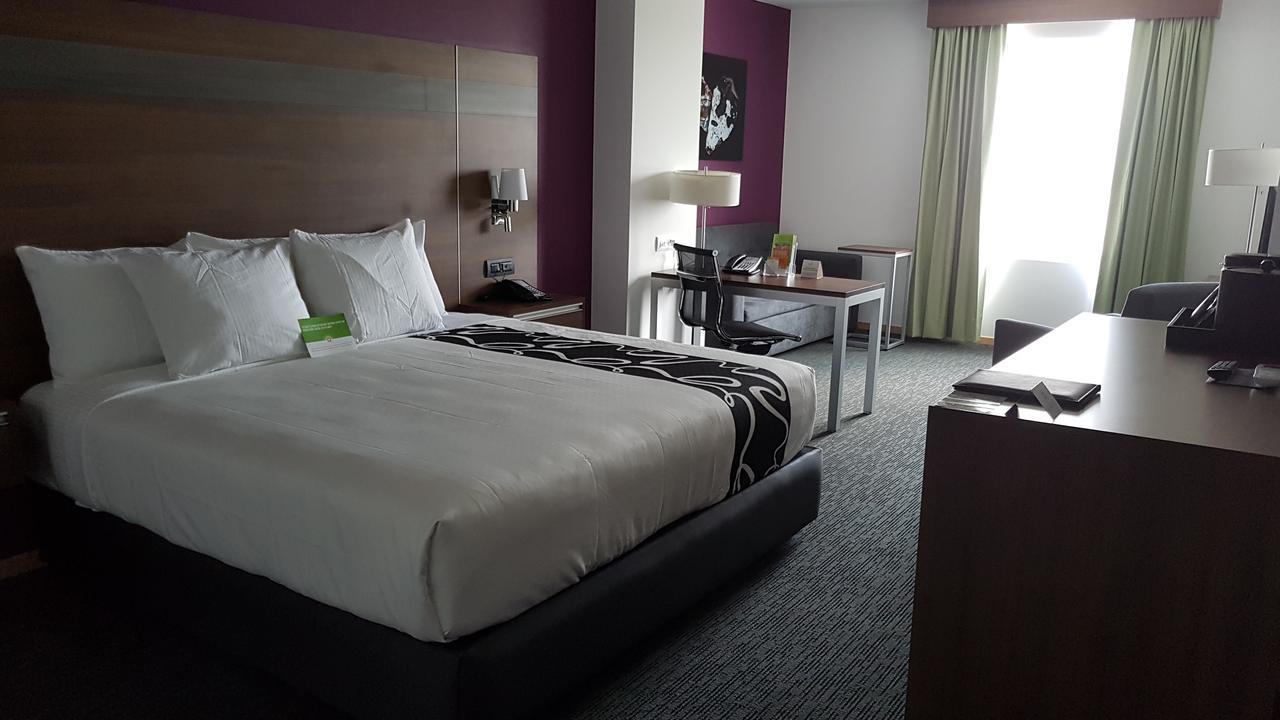 La Quinta By Wyndham San Jose Chiapa Puebla Hotell Exteriör bild